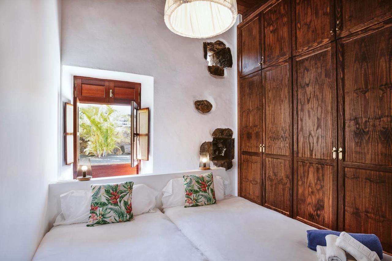 Hotelito Rural Flor De Timanfaya ティナホ エクステリア 写真